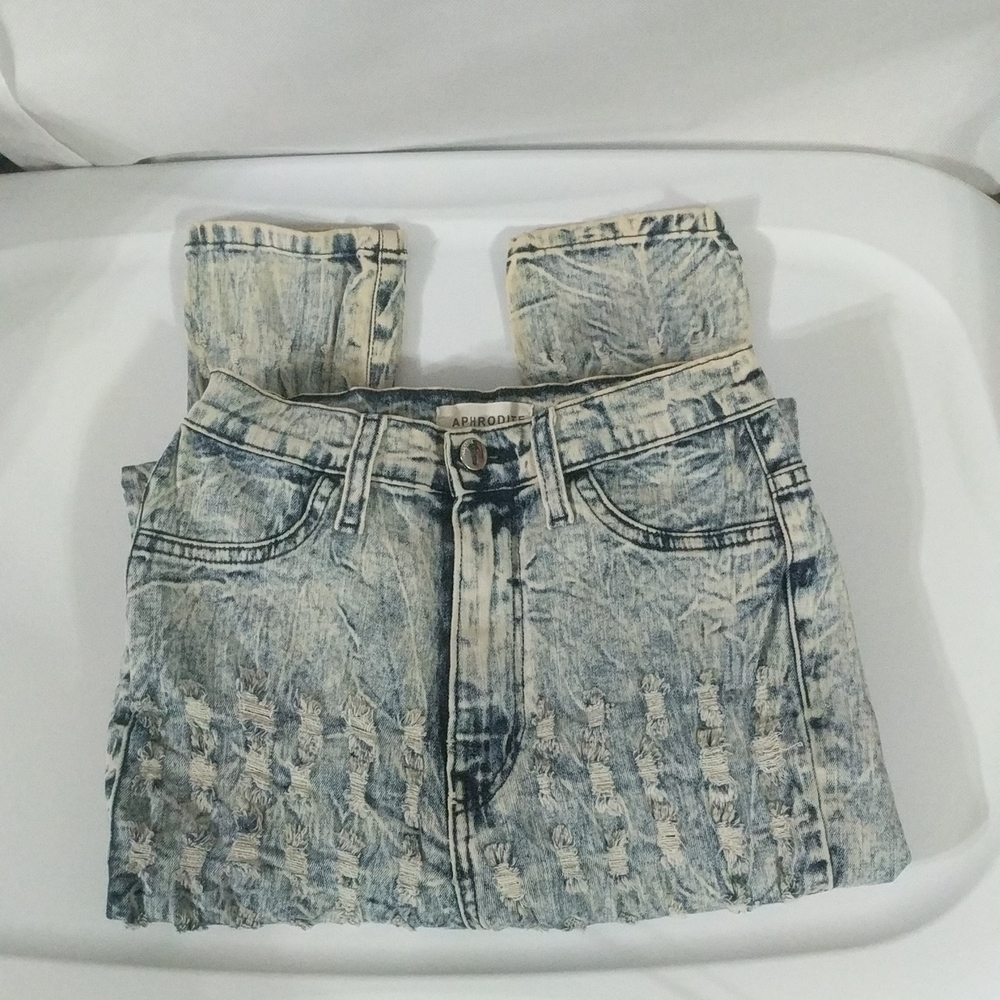 Aphrodite High Rise Acid Wash Highly Distressed Skinny Jeans - size 9